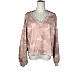 Marled V-Neck Pink‎ Camo Sweatshirt Size Large